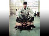 Пентагон располагает фотографиями, на которых американские солдаты насилуют иракцев раскаленными железными прутьями, а также ряд других, абсолютное большинство из которых никогда не будет опубликовано из-за их крайней жестокости