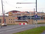 В интервью "Российской газете", опубликованном в среду, Лужков напомнил, что в театральном центре на Дубровке в результате захвата террористами заложников погибли 130 человек, "и тем не менее спектакль был возрожден, и актеры снова вышли на сцену" В интервью "Российской газете", опубликованном в среду, Лужков напомнил, что в театральном центре на Дубровке в результате захвата террористами заложников погибли 130 человек, "и тем не менее спектакль был возрожден, и актеры снова вышли на сцену"