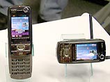В Японии выпущены новые мобильники, по которым можно смотреть телепрограммы