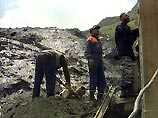 В результате схода ледника 20 сентября 2002 года погибли 116 человек, в том числе члены съемочной группы кинорежиссера Сергея Бодрова-младшего. По свидетельству одного из очевидцев, Бодров и члены его киногруппы в момент схода ледника находились в тоннеле