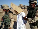 Два сотрудника Reuters рассказали, что их заставили вставить палец в задний проход, а затем облизать его. Также их заставляли засовывать в себе рот их обувь, что считается в арабском мире крайне оскорбительным Два сотрудника Reuters рассказали, что их заставили вставить палец в задний проход, а затем облизать его. Также их заставляли засовывать в себе рот их обувь, что считается в арабском мире крайне оскорбительным