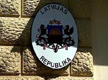 Латвия отказала в выдаче въездной визы представителю МИД России