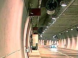 Крупное ДТП с участием 8 автомобилей произошло в Гагаринском туннеле третьего транспортного кольца Москвы, на пересечении кольца с Ленинским проспектом