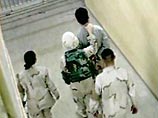 Картина, которую описывают в своих показаниях 13 заключенных "Абу-Грейб", гораздо страшнее, чем представляли происходящее там американцы
