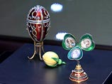 Выставка "Фаберже: утраченный и обретенный", развернутая в Патриаршем дворце Московского Кремля, с сегодняшнего дня открывается для широкого обозрения Выставка "Фаберже: утраченный и обретенный", развернутая в Патриаршем дворце Московского Кремля, с сегодняшнего дня открывается для широкого обозрения