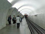 На станции "Тверская" мужчина попал под колеса метропоезда На станции "Тверская" мужчина попал под колеса метропоезда