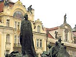 В Праге проходит фестиваль огромных скульптур В Праге проходит фестиваль огромных скульптур