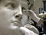Давида Микеланджело помыли впервые за 130 лет
