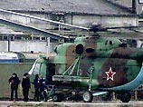 Военный вертолет Ми-8 обстрелян при заходе на посадку в Чечне: 4 военных ранены Военный вертолет Ми-8 обстрелян при заходе на посадку в Чечне: 4 военных ранены