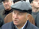 Лужков опроверг информацию о своей досрочной отставке с поста мэра Москвы