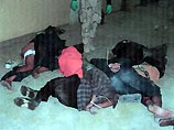Иракские пленные, побывавшие в тюрьме "Абу-Грейб", утверждают, что подвергались издевательствам со стороны не только американских солдат, но и военнослужащих других стран из состава коалиционных сил, в том числе Польши