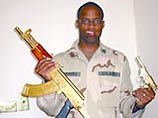 По сообщению осведомленных источников, это оружие преподнесли Бушу военные, участвовавшие в операции по захвату бывшего иракского диктатора в декабре 2003 года