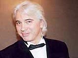 Дмитрий Хворостовский отменил концерт на Дворцовой площади в Питере, простудившись в Москве Дмитрий Хворостовский отменил концерт на Дворцовой площади в Питере, простудившись в Москве