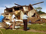 Среди погибших - 7-летняя девочка Кэти Хардман, погибшая в штате Теннеси. От сильного ветра обрушилась стена дома и завалила девочку. Всего в округе Гайлс, в котором погибла Хардман, ветром было уничтожено более 100 домов