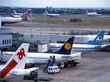 британские аэропорты приостановили все внутренние и международные авиавылеты