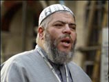 47-летнему Абу Хамзе предъявлены обвинения в попытке основать в США секретный лагерь для обучения террористов "Аль-Каиды"