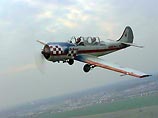Самолет Як-52 Свердловского отделения РОСТО совершал учебно-тренировочный полет и по невыясненной пока причине упал на землю. Самолет Як-52 Свердловского отделения РОСТО совершал учебно-тренировочный полет и по невыясненной пока причине упал на землю.
