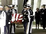 Американские финансовые рынки будут закрыты в пятницу, когда пройдут похороны экс-президента США Рональда Рейгана, скончавшегося в субботу в возрасте 93 лет