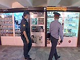 В Москве ликвидируют все палатки и ларьки около станций метро В Москве ликвидируют все палатки и ларьки около станций метро