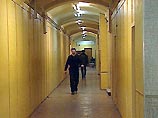 В Москве родственники осужденного за нападение на "единоросса" заняли здание суда В Москве родственники осужденного за нападение на "единоросса" заняли здание суда