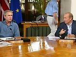 На официальную часть саммита G8 Путин, Буш, Шредер и Берлускони приехали на электрокарах