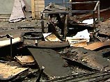 На место происшествия прибыли крупные силы пожарных со специальной техникой, которые смогли взять пожар под контроль и не допустили его распространения на другие сооружения На место происшествия прибыли крупные силы пожарных со специальной техникой, которые смогли взять пожар под контроль и не допустили его распространения на другие сооружения