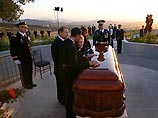 Рональд Рейган похоронен в Калифорнии, согласно завещанию