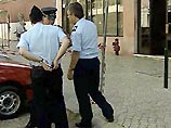 Причиной тому стал произведенный минувшей ночью арест группы выходцев из арабских стран. Под стражу были взяты 15 человек, пятеро из которых подозреваются в принадлежности к террористическим группировкам Причиной тому стал произведенный минувшей ночью арест группы выходцев из арабских стран. Под стражу были взяты 15 человек, пятеро из которых подозреваются в принадлежности к террористическим группировкам