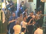 Немецкие болельщики начали выяснять отношения с голландцами еще до матча Немецкие болельщики начали выяснять отношения с голландцами еще до матча
