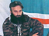 Одни из лидеров чеченских сепатаристов Шамиль Басаев тайно вывезен в одну из европейских стран в связи с резким ухудшением состояния здоровья