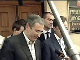 Этот трагический для него момент наступил в октябре 2003 года, когда Ходорковского арестовали и отправили за решетку по обвинению в мошенничестве и неуплате налогов