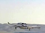 Первый частный ракетоплан SpaceShipOne в понедельник поднялся в воздух со стартовой площадки в пустыне Мохаве