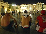 Трагически закончилось празднование победы сборной Англии над Хорватией для одного из болельщиков английской сборной. 27-летний фанат англичан скончался от ножевого ранения после драки в центре Лиссабона Трагически закончилось празднование победы сборной Англии над Хорватией для одного из болельщиков английской сборной. 27-летний фанат англичан скончался от ножевого ранения после драки в центре Лиссабона