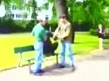 Посетитель зоопарка в Берлине снял на видео охоту за сбежавшей гориллой (ФОТО) Посетитель зоопарка в Берлине снял на видео охоту за сбежавшей гориллой (ФОТО)