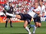 Дэвид Бекхэм хочет остаться капитаном сборной Англии и выиграть ЧМ-2006 Дэвид Бекхэм хочет остаться капитаном сборной Англии и выиграть ЧМ-2006