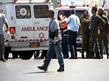 Столкновение автобуса с частной автомашиной, произошло на перекрестке израильского города Кфар-Йона