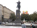 Сквер на Тверской площади реконструируют 