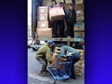 В Грозном были распределены 492 ''семейных хозяйственных набора''. Их получателями стали почти три тысячи неимущих В Грозном были распределены 492 ''семейных хозяйственных набора''. Их получателями стали почти три тысячи неимущих