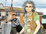 В интервью газете "Комсомольская правда" Киркоров заявил, что не приехал в Ростов-на-Дону на суд, так как ни он, ни его адвокаты не имеют искового заявления, якобы поданного журналисткой Ароян, хотя повестку в суд певец все-таки получил В интервью газете "Комсомольская правда" Киркоров заявил, что не приехал в Ростов-на-Дону на суд, так как ни он, ни его адвокаты не имеют искового заявления, якобы поданного журналисткой Ароян, хотя повестку в суд певец все-таки получил
