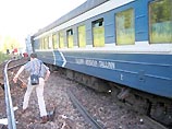 В Эстонии в четверг утром на железнодорожном переезде Аувере на северо-востоке страны пассажирский поезд Москва-Таллин столкнулся с грузовиком, перевозящим топливо. Об этом "Интерфаксу" сообщили в спасательном департаменте Эстонии