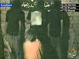 По данным Al-Jazeera, группировка прислала им видеозапись казни, которая не была выпущена в эфир. На пленке изображены трое боевиков в масках и один из заложников, сидящий напротив них, передает АР
