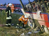 Два человека погибли, десятки получили ранения сегодня в результате аварии датского туристического автобуса под Кельном
