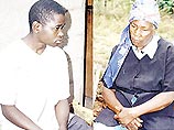 Вместе с молодоженами в доме живет сын Нгуги, который на 14 лет старше своего отчима Вместе с молодоженами в доме живет сын Нгуги, который на 14 лет старше своего отчима