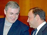 Ряд менеджеров и акционеров НК ЮКОС все еще надеются спасти компанию и с этой целью приглашают на должность председателя совета директоров ЮКОСа президента "Сибнефти" Евгения Швидлера Ряд менеджеров и акционеров НК ЮКОС все еще надеются спасти компанию и с этой целью приглашают на должность председателя совета директоров ЮКОСа президента "Сибнефти" Евгения Швидлера