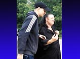 В Великобритании мать судят за секс с 18-летним сыном В Великобритании мать судят за секс с 18-летним сыном