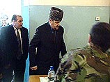 Ахмад Кадыров сегодня объявил, что до конца 2000 года в Чечню "должны вернутся все беженцы" которые сейчас живут в нескольких лагерях у границы республики" Ахмад Кадыров сегодня объявил, что до конца 2000 года в Чечню "должны вернутся все беженцы" которые сейчас живут в нескольких лагерях у границы республики"