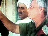 Накануне нынешних выборов политические советники рекомендовали Шарону сменить образ ястреба на образ доброго дедушки Накануне нынешних выборов политические советники рекомендовали Шарону сменить образ ястреба на образ доброго дедушки