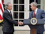 О своем решении Буш объявил во вторник в Белом доме