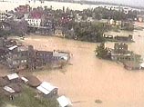 Из-за ливней в Тибете на севере Индии начинается сильное наводнение