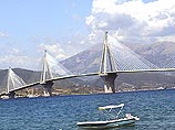 В Греции открыт самый длинный подвесной мост в мире 